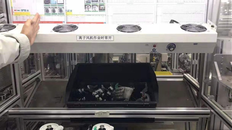 SANESD離子風機應用在電子元件生產線的靜電消除